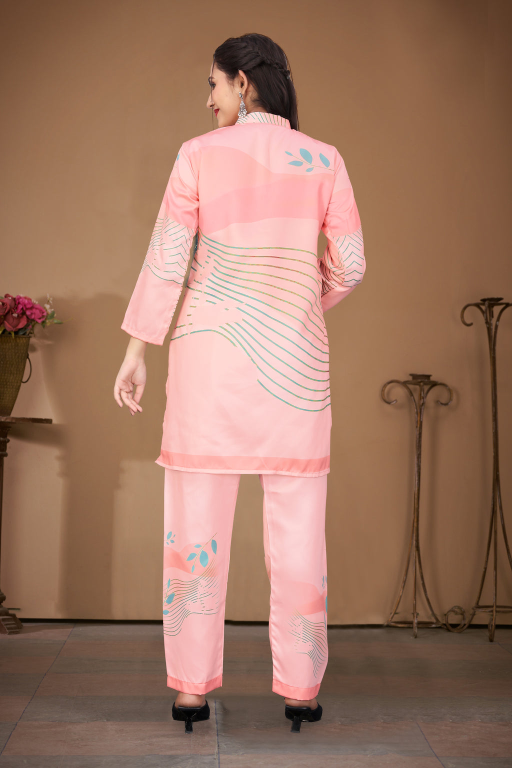 Stylish Co-ord Set for Women – Trendy Summer Travel Outfit | Lightweight 2 Piece for Holiday Look