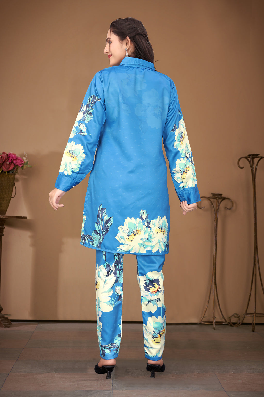 Stylish Co-ord Set for Women – Trendy Summer Travel Outfit | Lightweight 2 Piece for Holiday Look