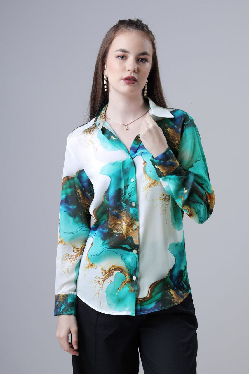 Women's Floral Printed Button Down Western Shirt with Collar Neck