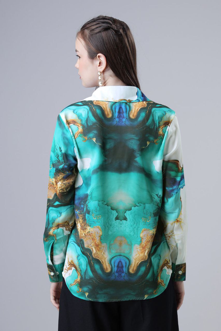 Women's Floral Printed Button Down Western Shirt with Collar Neck